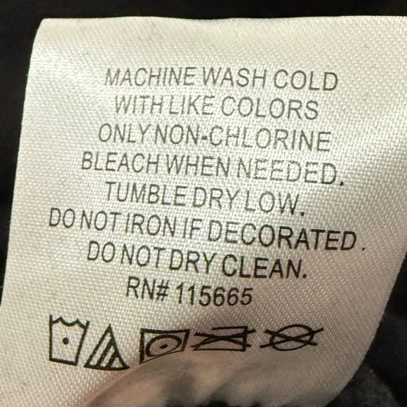 Kuromi Hoodie Plush Ear Sanrio Cosplay Kawaii Anime Black Hoodie Pullover S NWT - Picture 9 of 9